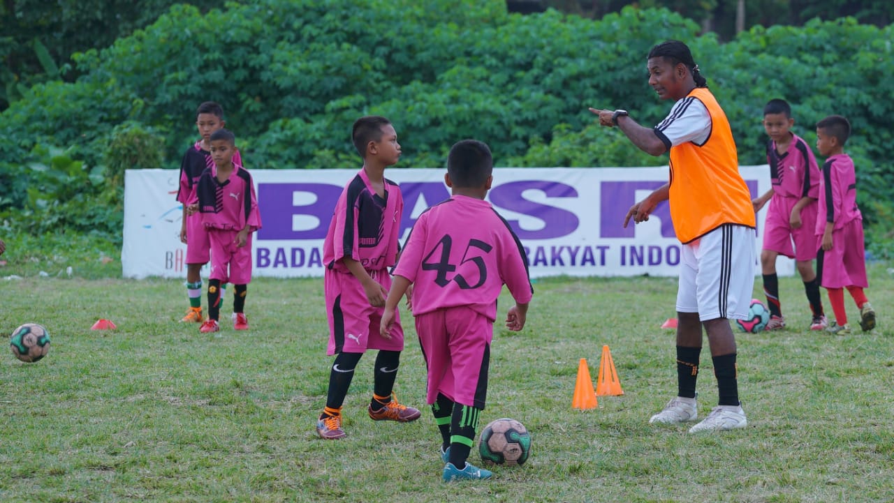 Adakan Coaching Clinic Pantau Potensi U12 Di Empat Lawang