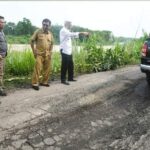 Wagub Sumsel Tinjau Progres Pembangunan Jalan Desa Lubuk Keliat OI