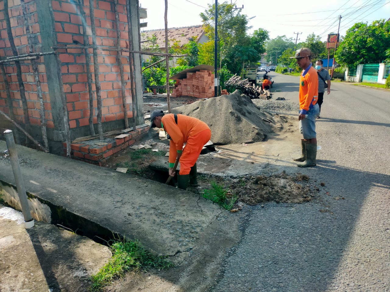 Usai Dicek Pj Bupati Apriyadi, Drainase di Sekayu Tak Lagi Tersumbat