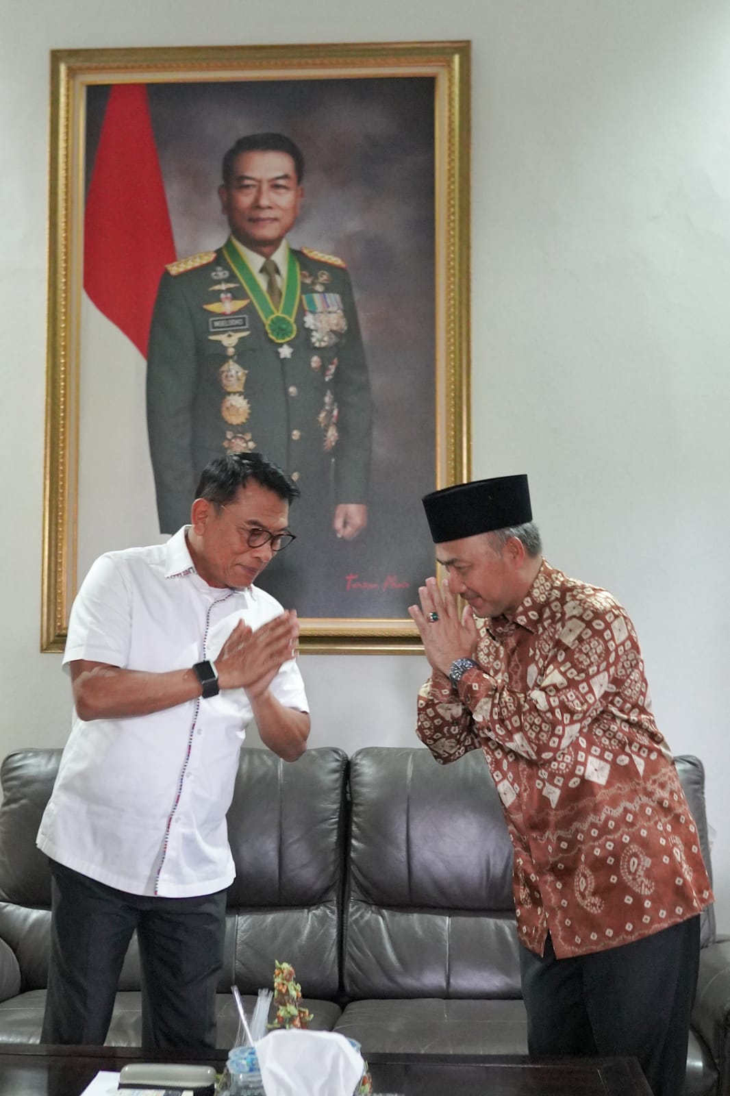 Temui Kepala Staf Kepresidenan, Apriyadi Laporkan Ilegal Drilling di Muba