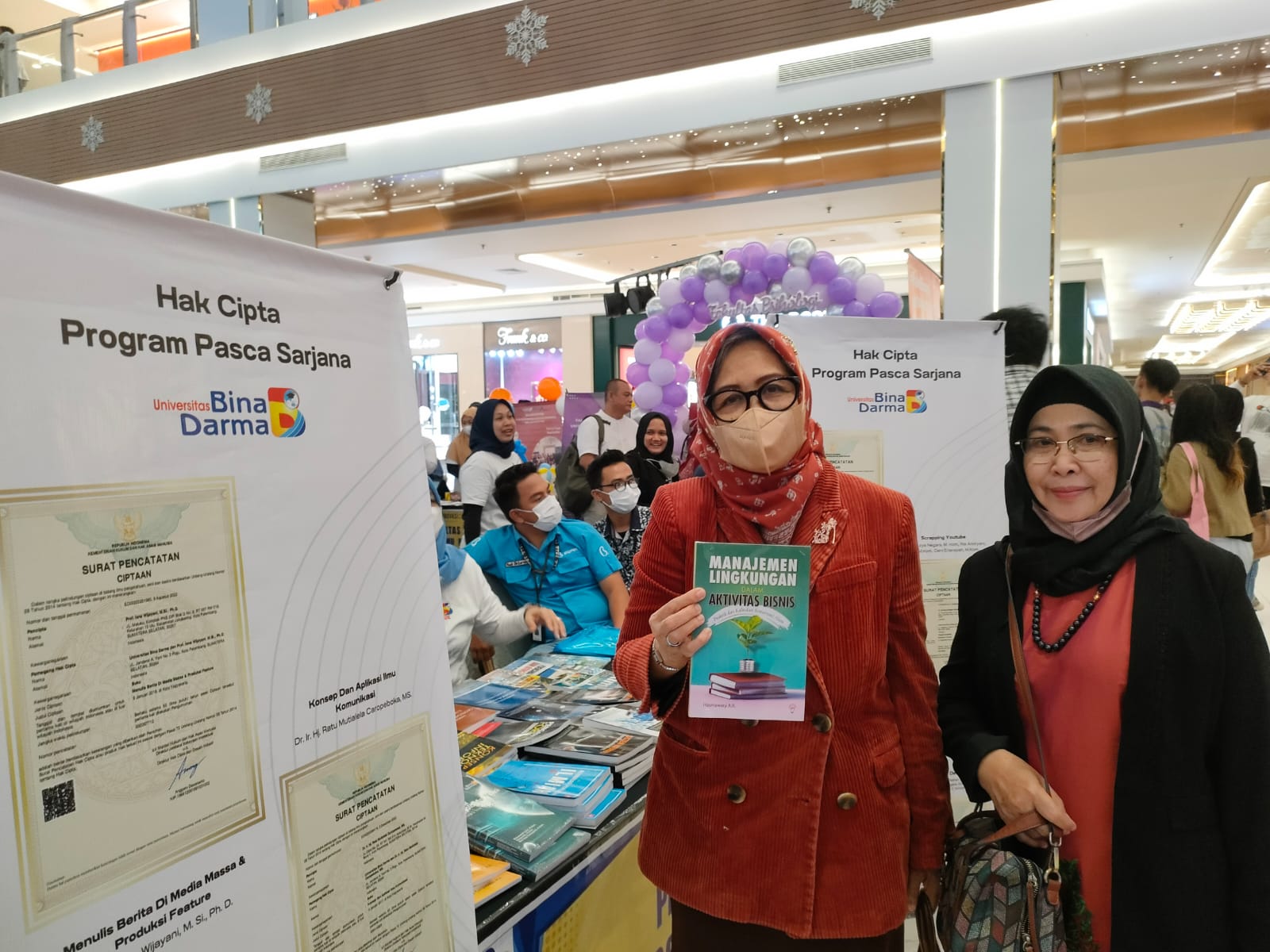 Gelar Pameran Riset dan Inovasi Expo 2022, Stand Pasca Sarjana UBD Diserbu