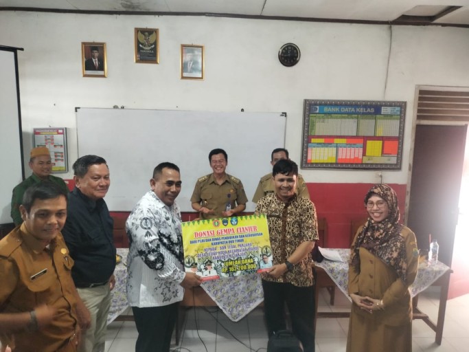 PGRI Dan Disdikbud OKUT Kirimkan Bantuan Gempa Cianjur Tahap II