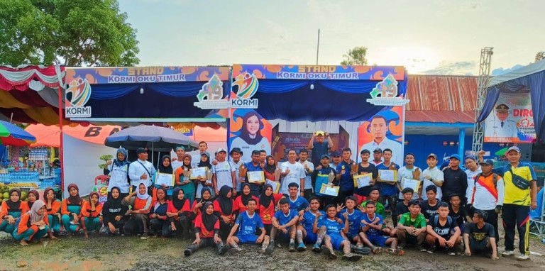 KORMI Sukses Meriahkan Hari Jadi OKUT ke 19 Dengan Berbagai Lomba Tradisional