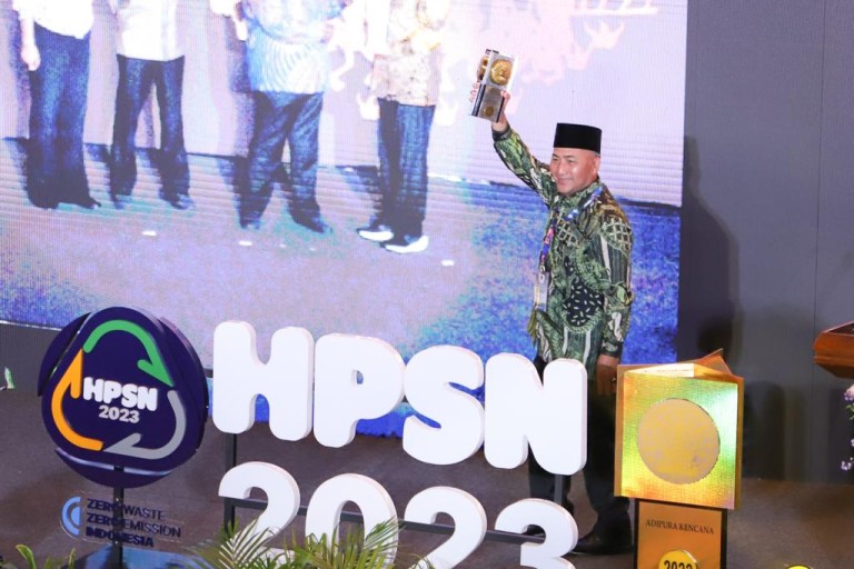 Pj Bupati Apriyadi : Adipura Untuk Warga Terus Giatkan Bersih Lingkungan dan Olah Sampah Organik Jadi Kompos