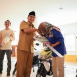 Dengar Curhatan SDM Pendamping PKH, Pj Bupati Muba Beri 3 Unit Sepeda Motor