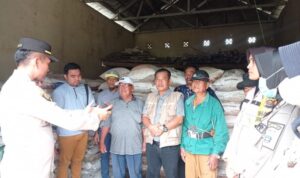 Tegas Pupuk Subsidi Di Jual Dengan Sitem Paket Menyalahi Aturan, Jika Kedapatan Laporkan