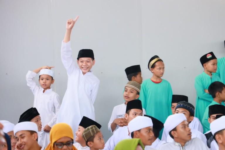 Tebar Kebahagiaan Ramadhan Bersama 1444 Anak Yatim Piatu