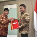 Serahkan SK Perpanjangan Pj Bupati Muba, Herman Deru Beri Pesan Khusus Untuk Apriyadi