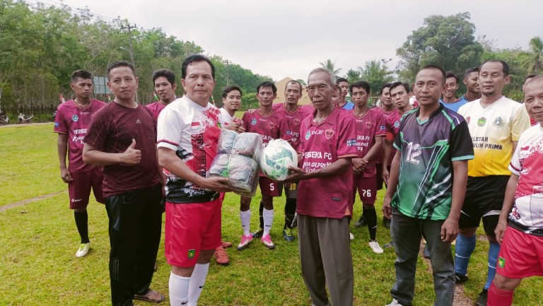 Unjuk Kebolehan, Ridho Yahya Sukses Cetak 4 Gol dalam Pertandingan Persahabatan di Karang Anyar