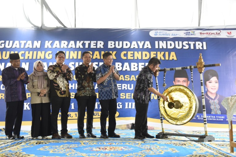 Para Alumni SMK Diharap Jadi SDM Siap Kerja Bahkan Bisa Mandiri Dengan Usaha Sendiri