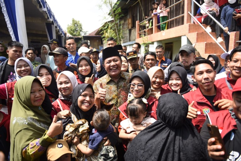 Antusias Ribuan Warga Semende Raya, Sambut Kedatangan Gubernur Sumsel