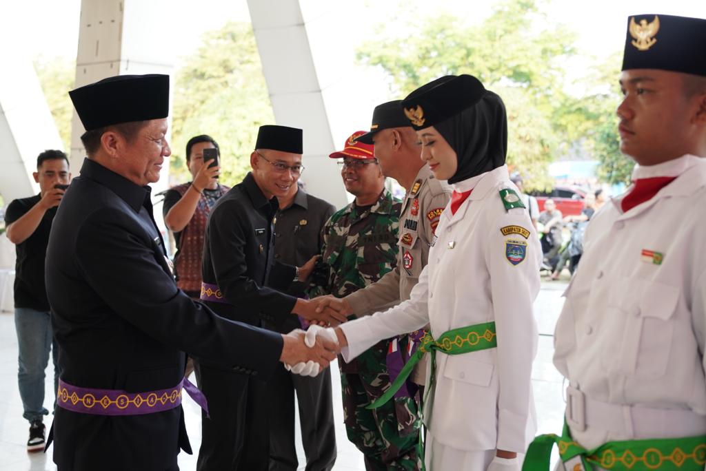 42 Paskibraka OKU Timur Resmi Dikukuhkan