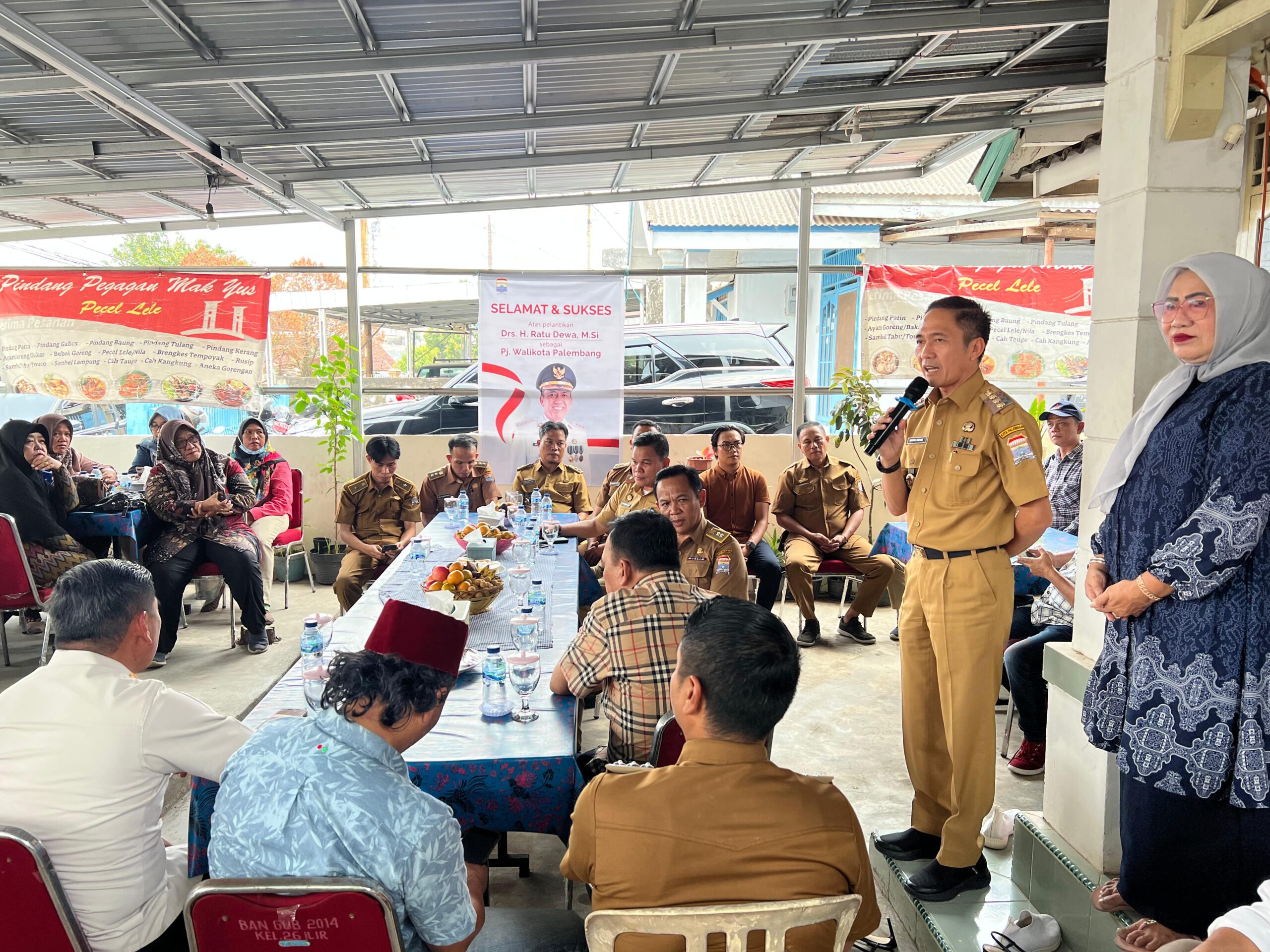 Kerap Terharu Terima Keluhan Warga, Ratu Dewa: Saya Anak Kampung yang Hidup Sederhana