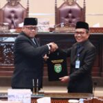 Rapat Paripurna LXXIV DPRD Sumsel, Sekda Supriono Hadiri Penyampaian Laporan Hasil Reses Tahap II