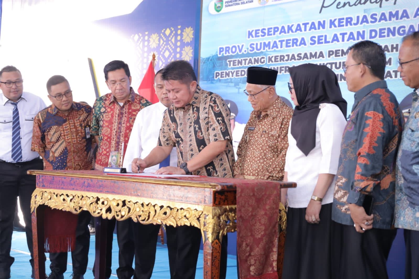 Tirta Sriwijaya Maju Tandatangani MoU Penyediaan Air Bersih untuk Center Park Residence Tanah Mas Banyuasin