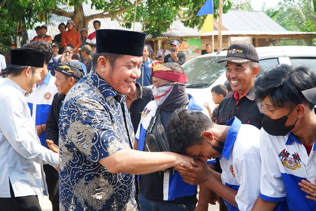 Gubernur Siap Fasilitasi Keinginan Warga Desa Mangsang Bangun Jaringan Listrik, Jalan dan Gedung SMP