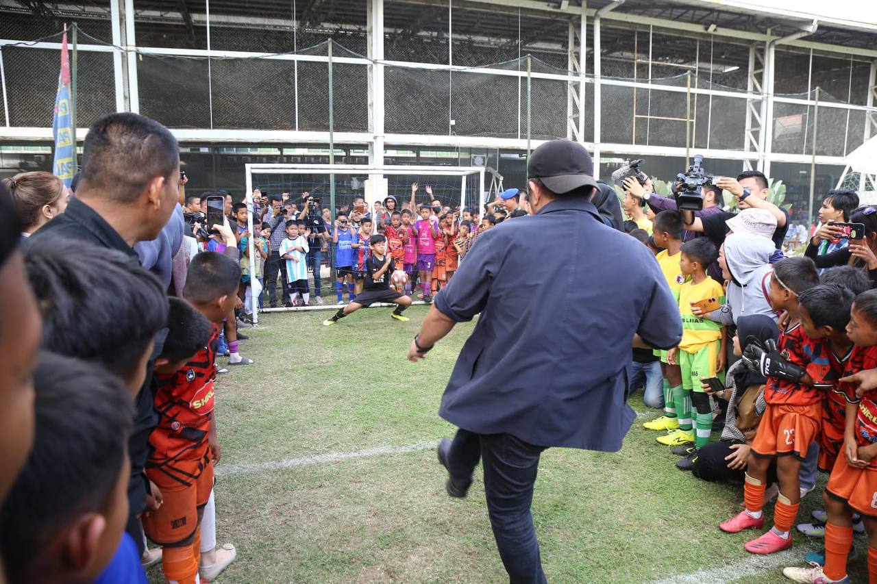 Cari Atlet Berprestasi, Gubernur Apresiasi PALTV Gelar Kompetisi Olahraga Basket dan Mini Soccer Bagi Pelajar