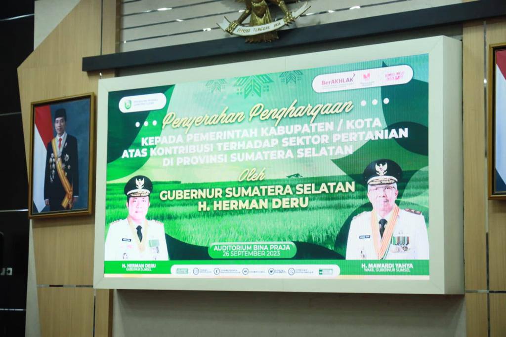 Gubernur Beri Penghargaan Kab/Kota Terbaik yang Berkontribusi pada Peningkatan Pertanian Sumsel 