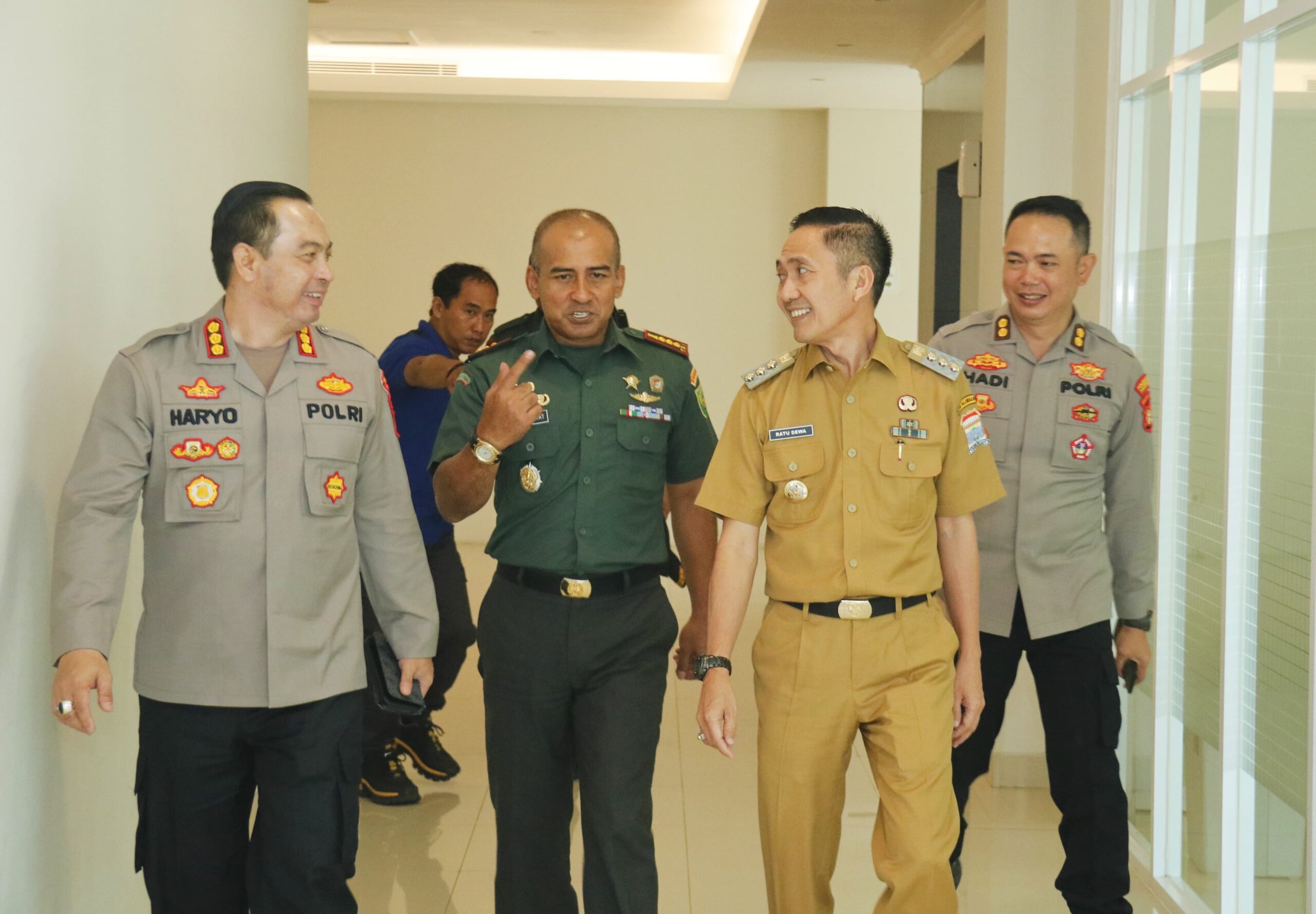 Ikuti Rakor Penanggulangan Karhutlah, Ratu Dewa Petakan 4 Titik Karhutlah di Palembang