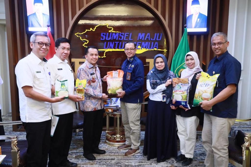 Pj Gubernur Sumsel Agus Fatoni Pastikan Stok Beras Aman Hingga Maret 2024