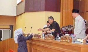 DPRD Musi Rawas dan Bupati Ratna Mahmud Bahas RAPERDA APBD T.A 2024