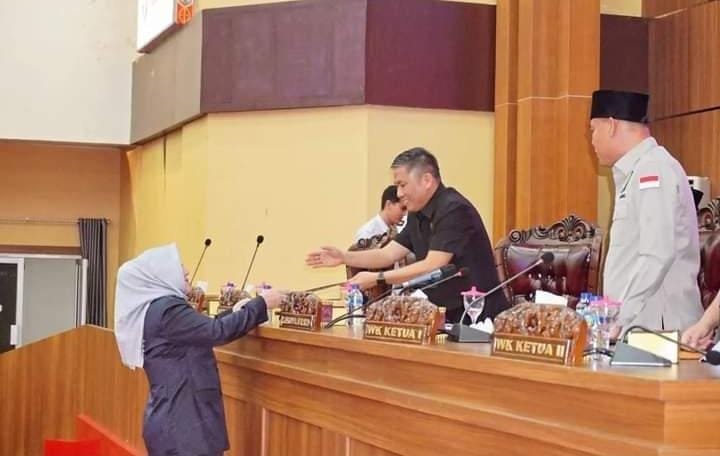 DPRD Musi Rawas dan Bupati Ratna Mahmud Bahas RAPERDA APBD T.A 2024