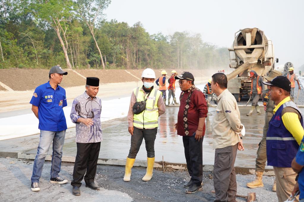 Pj Bupati Apriyadi Yakin PSN Jalan Tol Baleno Selesai Tepat Waktu