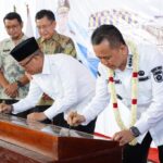 Pj Gubernur Sumsel Agus Fatoni Resmikan Pasar Bantuan Provinsi di OKU