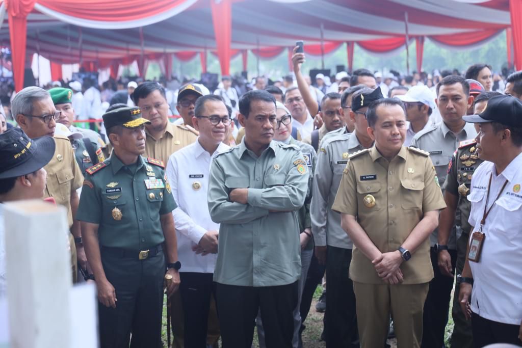 Pj Gubernur Agus Fatoni Bersama Mentan RI Beri Pembinaan Bagi Ratusan Penyuluh Pertanian se-Sumsel