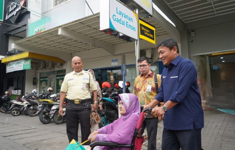 Peringati Hari Disabilitas Internasional, BSI Perkuat Layanan Inklusif Lewat Cabang Ramah Disabilitas