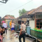 Diduga Korsleting Listrik, Rumah Talang Kerangga Palembang Hangus Terbakar