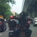 Viral Video Medsos Memperlihatkan Aksi Pengendara Sepeda Motor Yang Berbonceng 5 Orang di Jalan Internasional Plaza Palembang