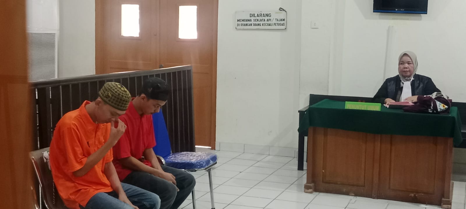 Dua Terdakwa Pemilik Lima Paket Sabu Divonis 4 Tahun 6 Bulan Penjara dan Denda Rp800 Juta