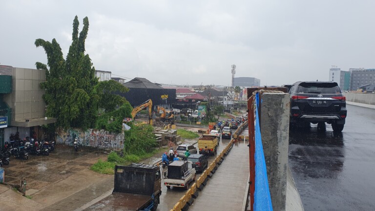 Waspada! 45 Titik Rawan Macet di Sumsel, Terbanyak di Jalintim