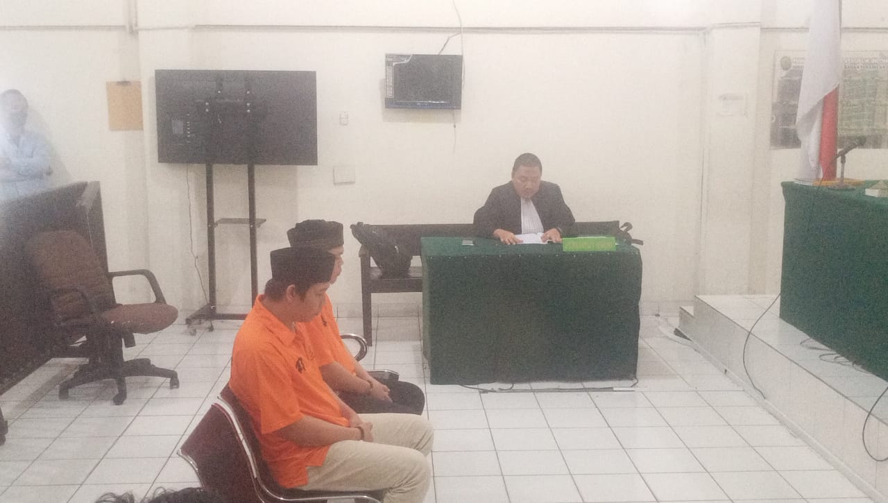 Pelaku Pembunuhan Adik Bupati Muratara Memohon Keringanan kepada Hakim