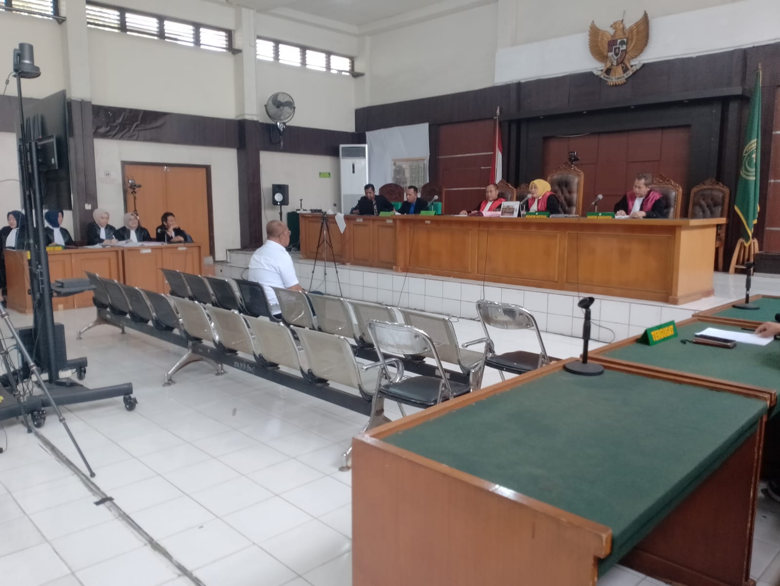 Oknum ASN Inspektorat Berbelit Soal Gratifikasi yang Diterima dari Eks Kepsek SMA 19