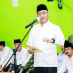 Usai Salat Id, Pj Bupati Apriyadi Buka Rumah Dinas untuk Halal Bihalal dengan Warga Muba