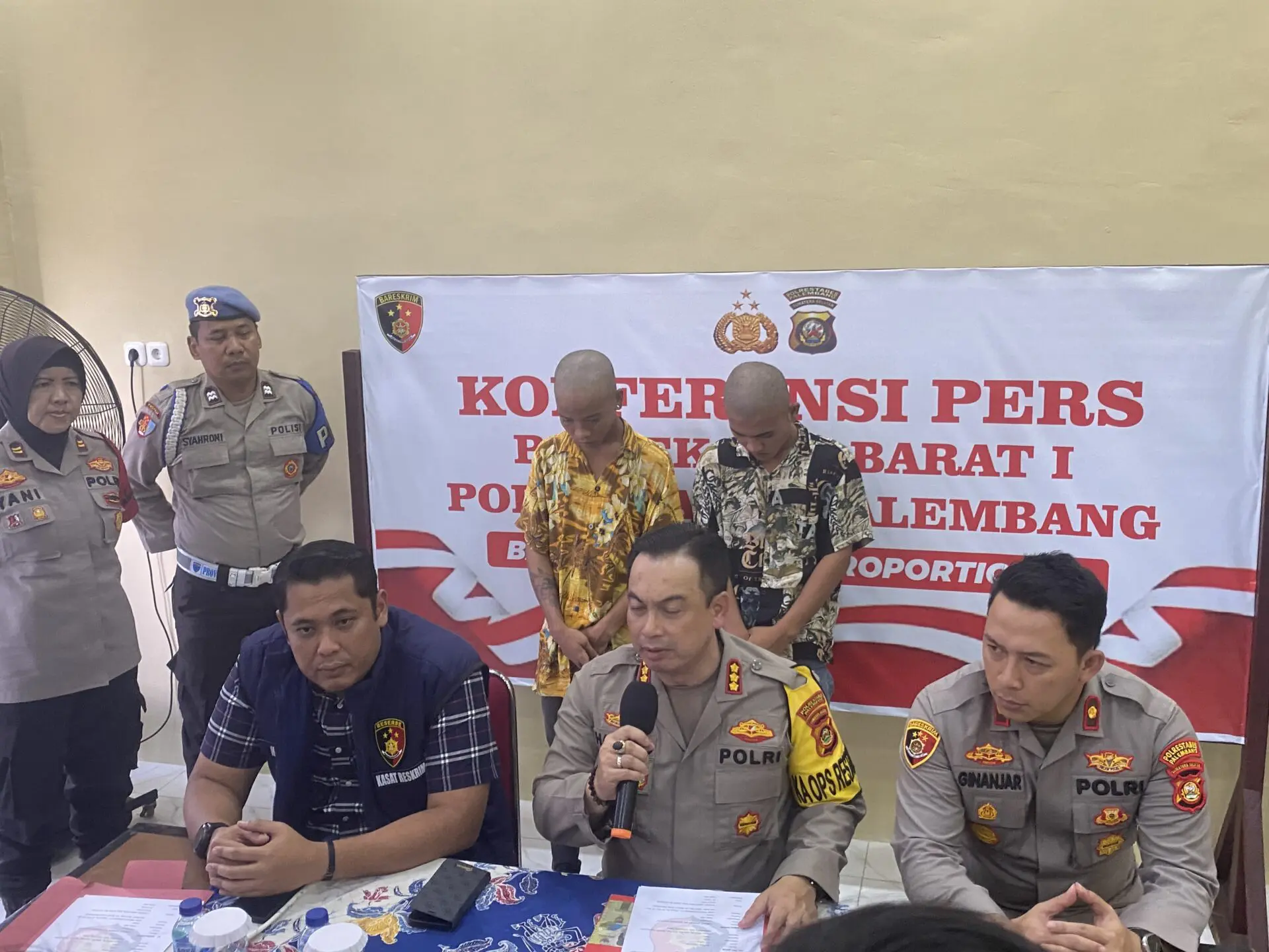 Begini Tampang Dua Pelaku Pemalakan Terhadap Sopir Truk di Simpang 4 Lampu Merah Macan Lindungan Palembang