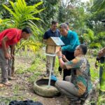 Berdayakan Masyarakat Desa Embawang, Dukung Budidaya Lebah Madu