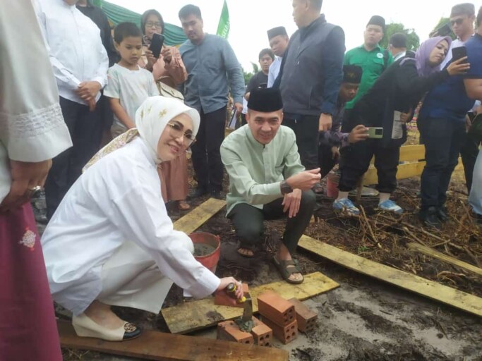 Peletakan Batu Pertama Pondok Pesantren Minhajul Aulia