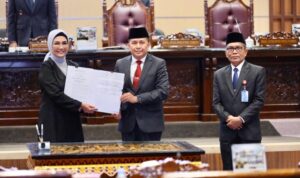 Rapat Paripurna LXXXIII DPRD provinsi Sumatera Selatan Dengan Agenda, Penyampaian Laporan  Hasil Pembahasan dan Penelitian Pansus Terhadap 6 Raperda Prov Sumsel  4 Raperda Baru dan Raperda 2 Lanjutan