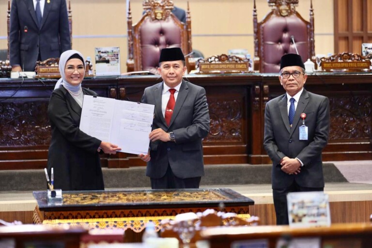 Rapat Paripurna LXXXIII DPRD provinsi Sumatera Selatan Dengan Agenda, Penyampaian Laporan  Hasil Pembahasan dan Penelitian Pansus Terhadap 6 Raperda Prov Sumsel  4 Raperda Baru dan Raperda 2 Lanjutan