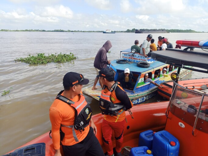 Kernet Speed Boat Tenggelam di Sungai Musi, Basarnas Terjunkan Tim Rescue