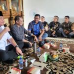 Disinyalir Curi Start Kampanye, Herman Deru dengan Kepala Dinas PMD Muba Kumpulkan Kades