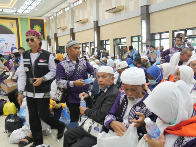 8.031 Jemaah Kembali, Besok Kloter Terakhir Debarkasi Palembang