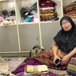 Dorong Ekosistem UMKM Songket Naik Kelas