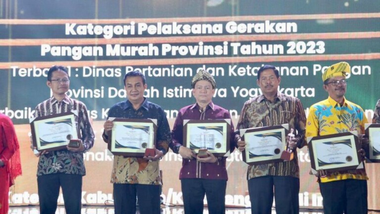 Elen Setiadi Terima Penghargaan Bapanas Award