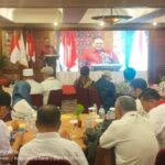 Prabowo Subianto Terima Pin Emas SMSI