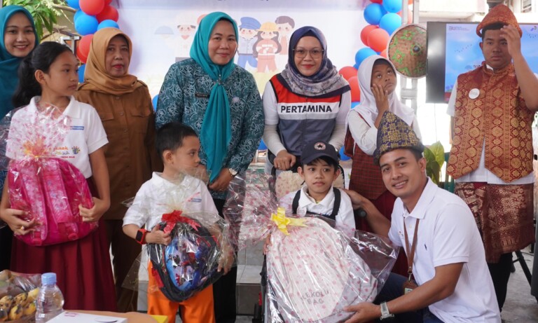 Bersama Pertamina, Oca Tresia Wujudkan Pendidikan Anak Rusun 26 Ilir Palembang Lewat Program Kampung Literasi